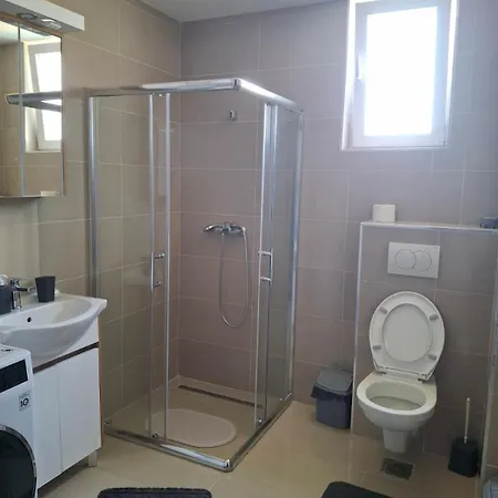 Zmaj Lux 2 Lejlighed Mladenovac (Belgrade)