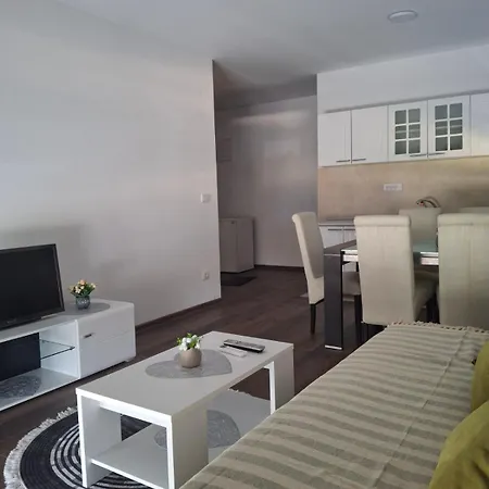 Lejlighed Zmaj Lux 2