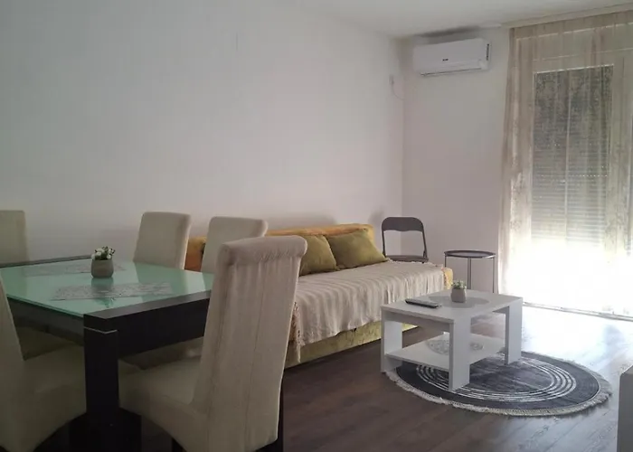 Zmaj Lux 2 * Mladenovac (Belgrade)