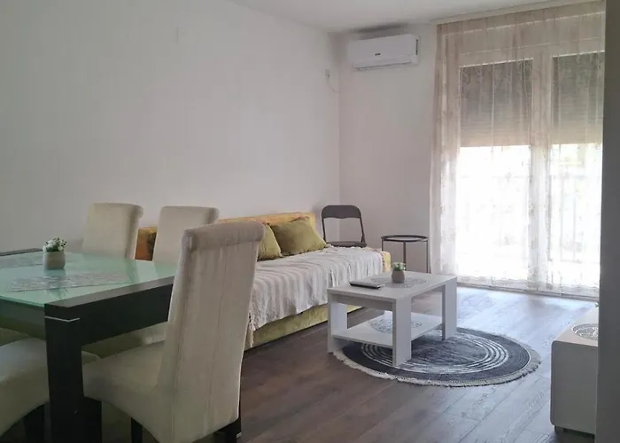 Διαμέρισμα Zmaj Lux 2